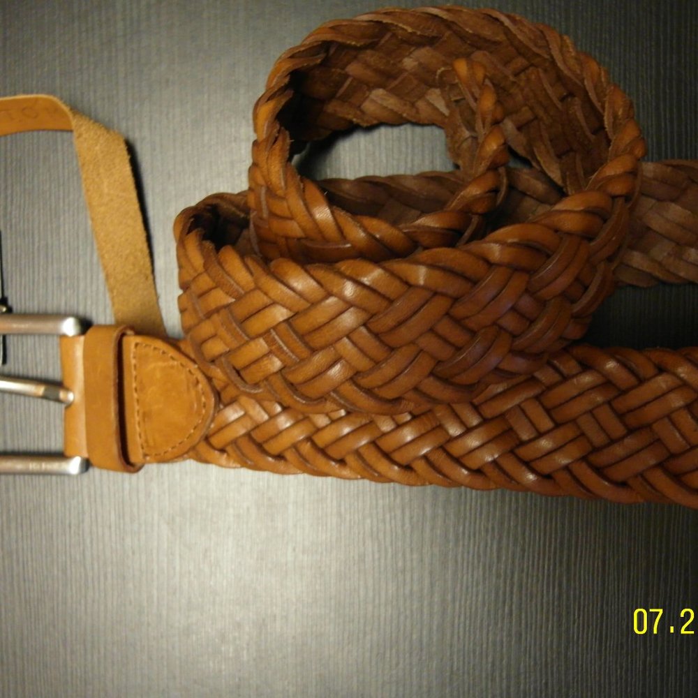 Tommy Hilfiger braided leather belt.